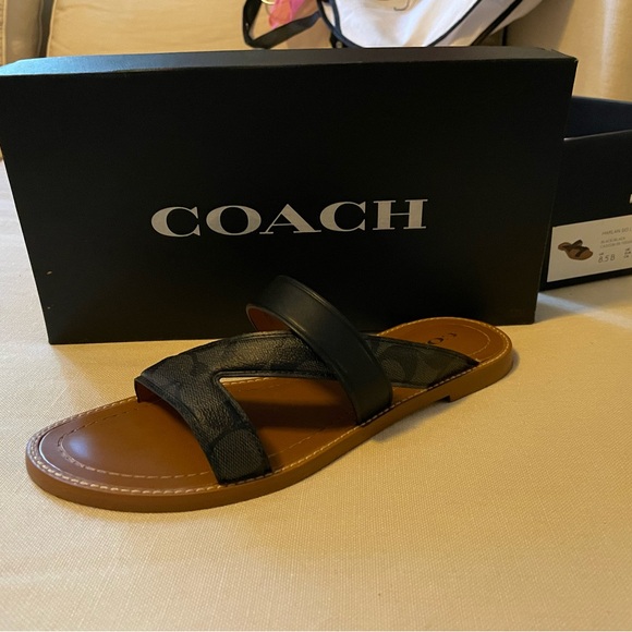 Coach sandle - Picture 1 of 1